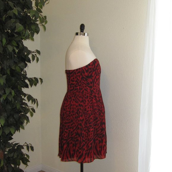 WHBM Strapless Red Leopard Print Dress NWOT - Picture 6 of 9